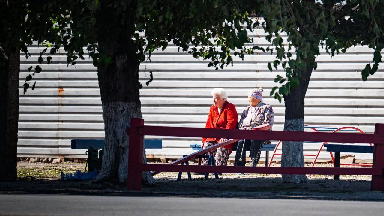 Пенсіонерки в окупованому Генічеську на Херсонщині